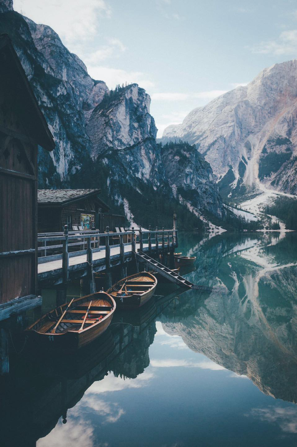 Gallery 2223244 image 1