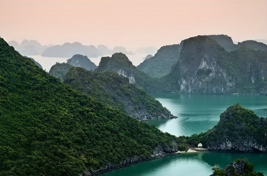 Gallery 2222299 image 1