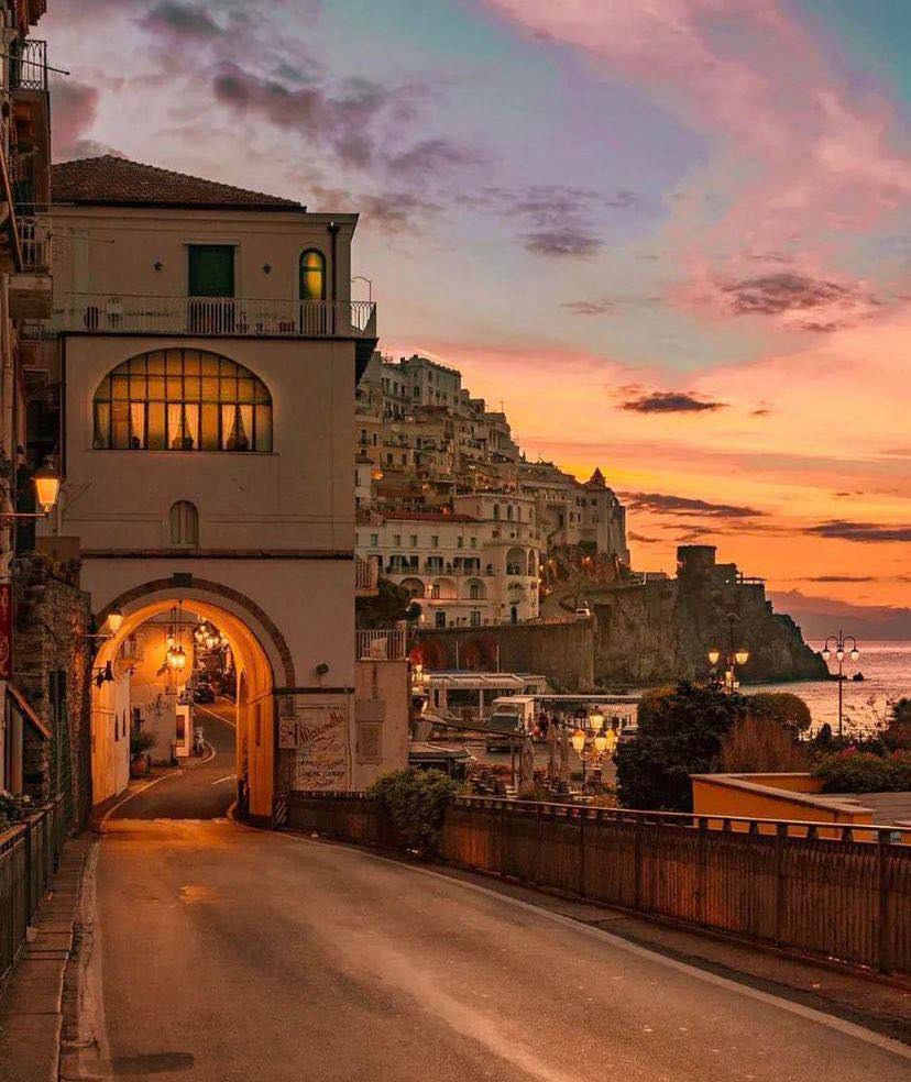 Gallery 2223314 image 1