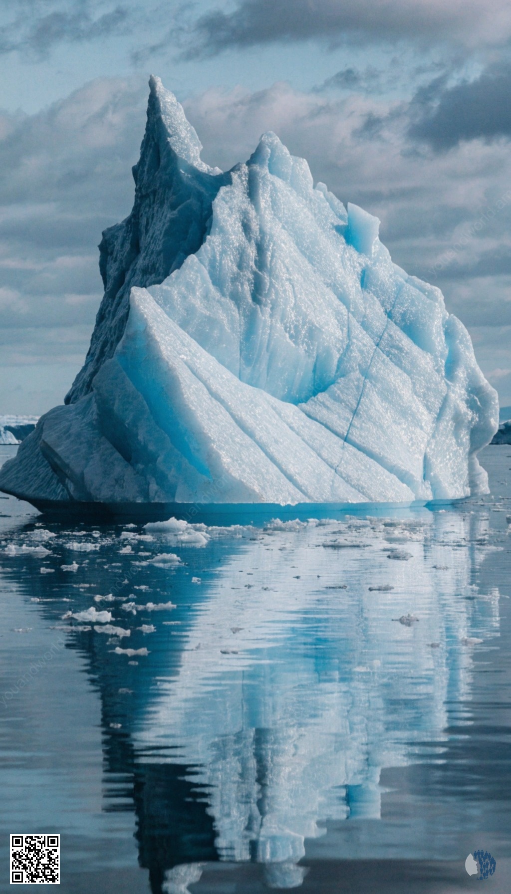 Սառույցի տաճարներ | Քանդակված айսբերգներ ու ձյունածածկ գագաթներ բարձրանում են լուռ բևեռային ջրերից՝ սառը լույսը դարձնելով հրաշք