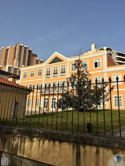 A Sunlit Building in Alvalade